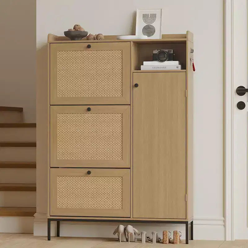 Meuble à chaussures 3 niveaux en rotin avec tiroirs basculants et étagères réglables, grille supérieure, organisateur de rangement de chaussures étroit pour entrée, couloir ou chambre