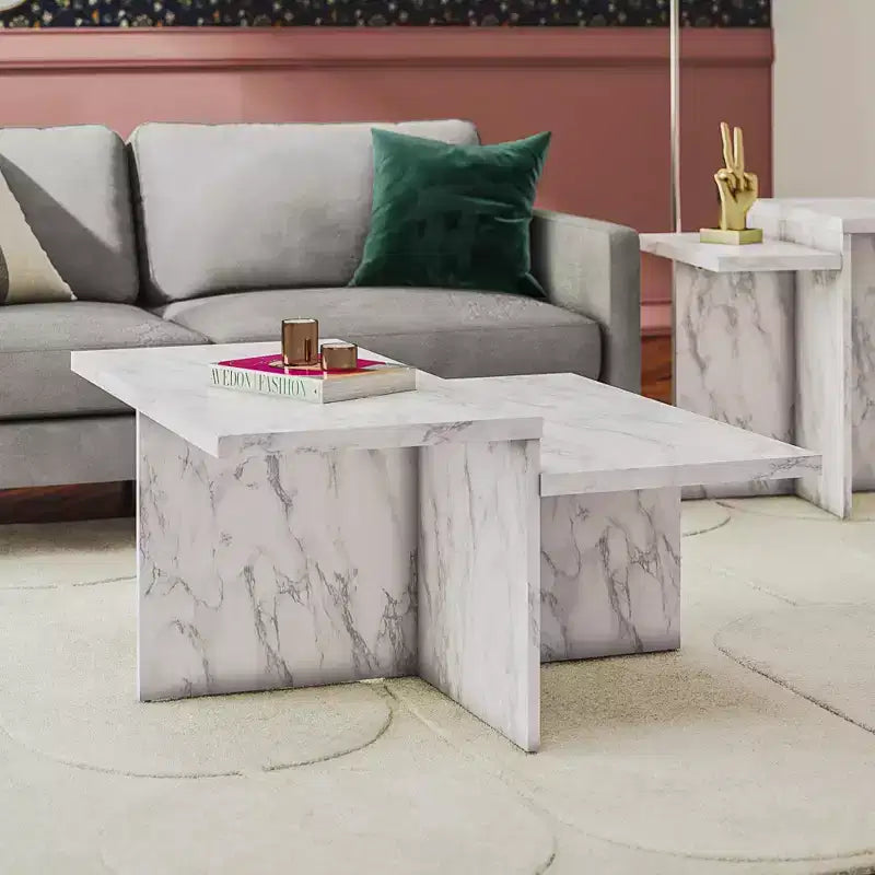 Table basse Brielle à deux niveaux en faux marbre blanc, table pratique de luxe en bois composite pour salon moderne